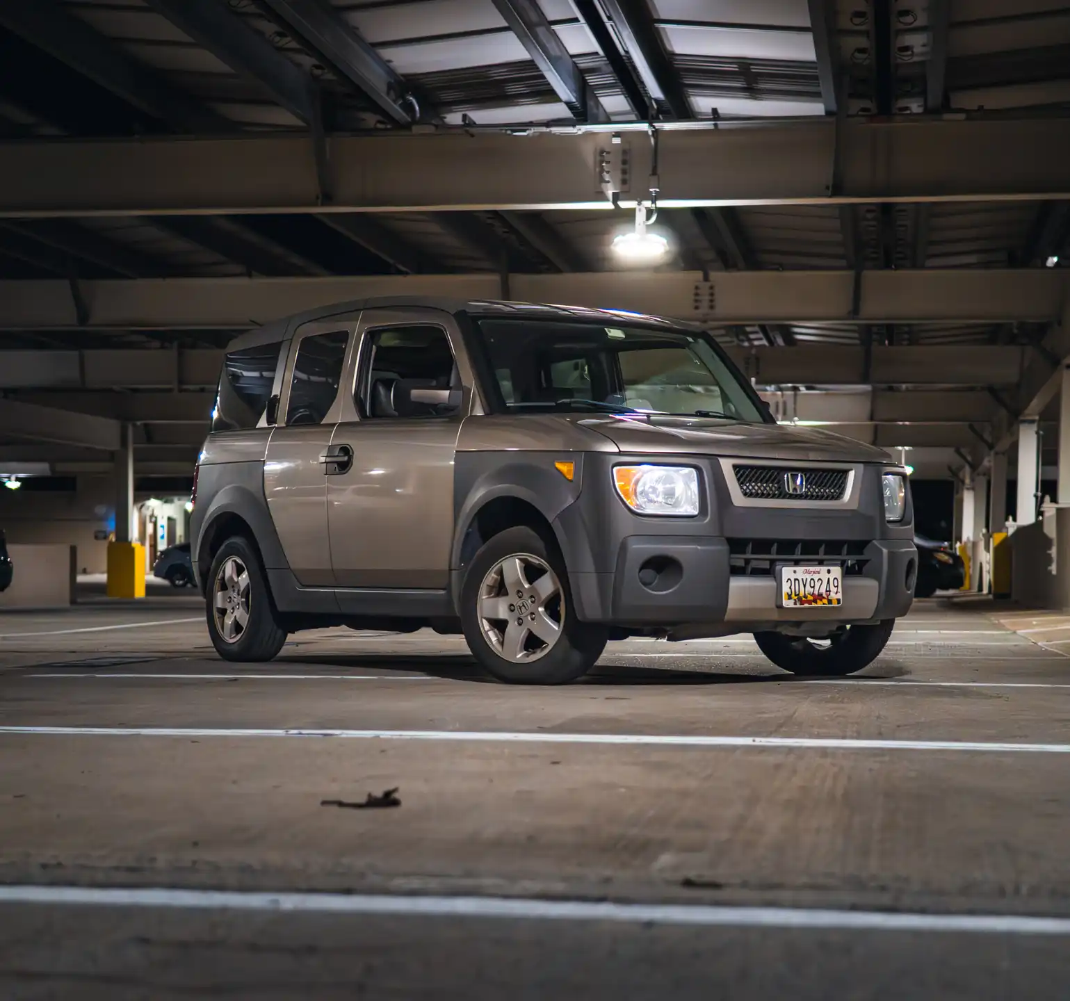 Honda Element in parking garage in Maryland by Antlophotography